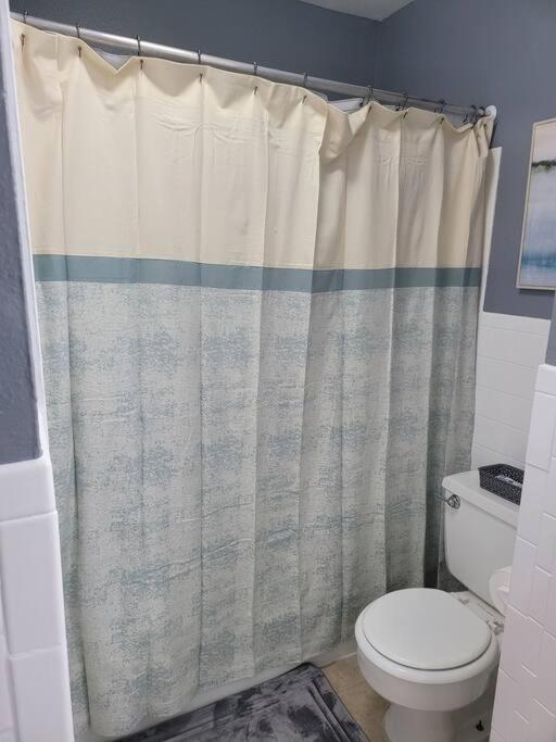 Blue Shark *E3* @ Midtown Cozy 1Br King Suite Houston Exterior photo